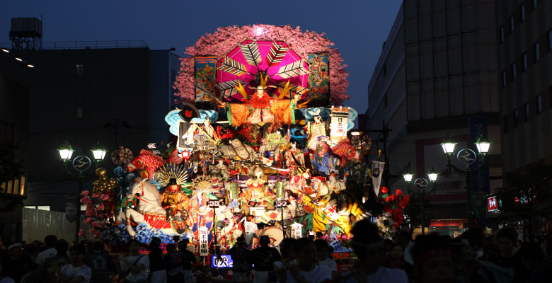 八戸三社大祭